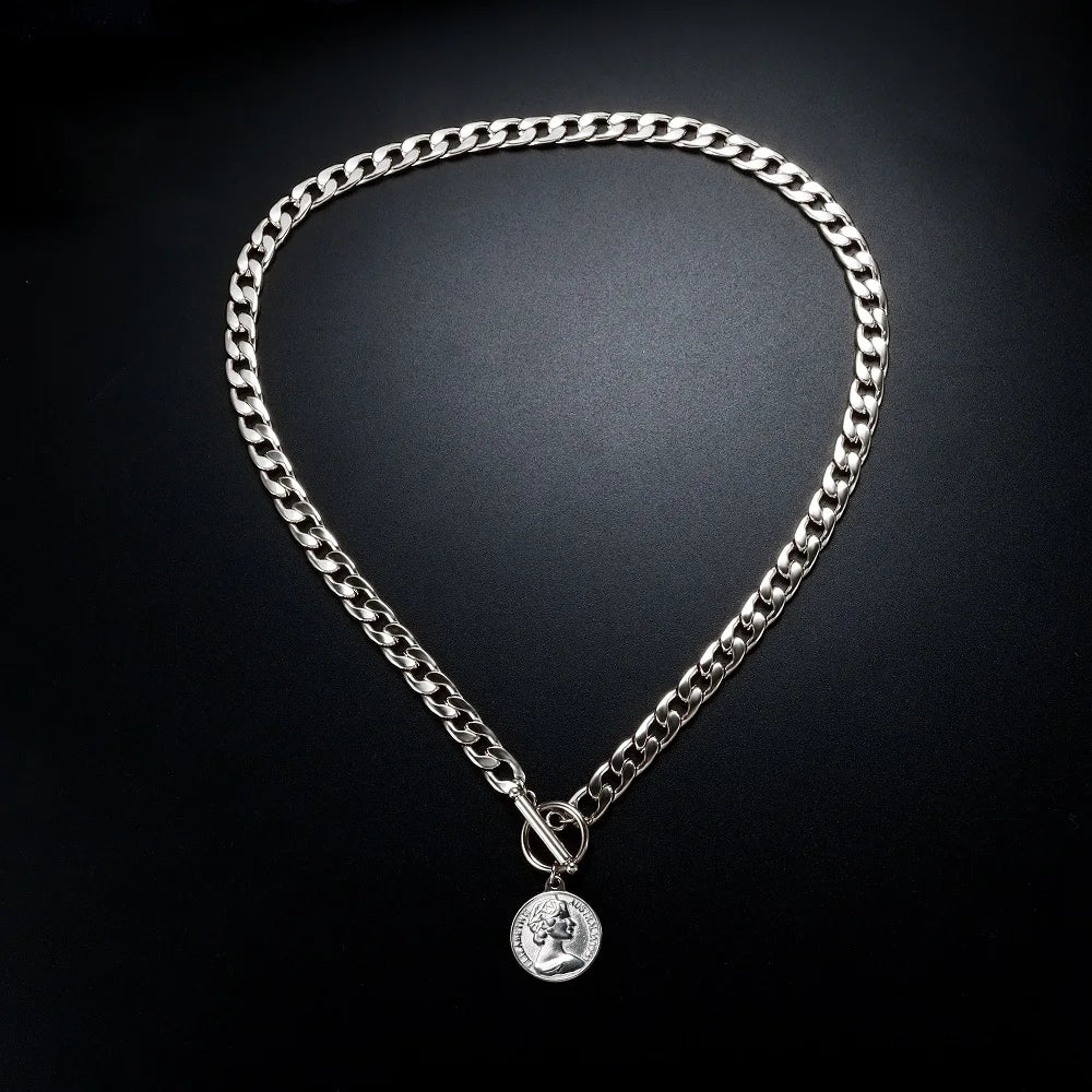 Colar Medalha Moeda Banhado em Ouro 18K