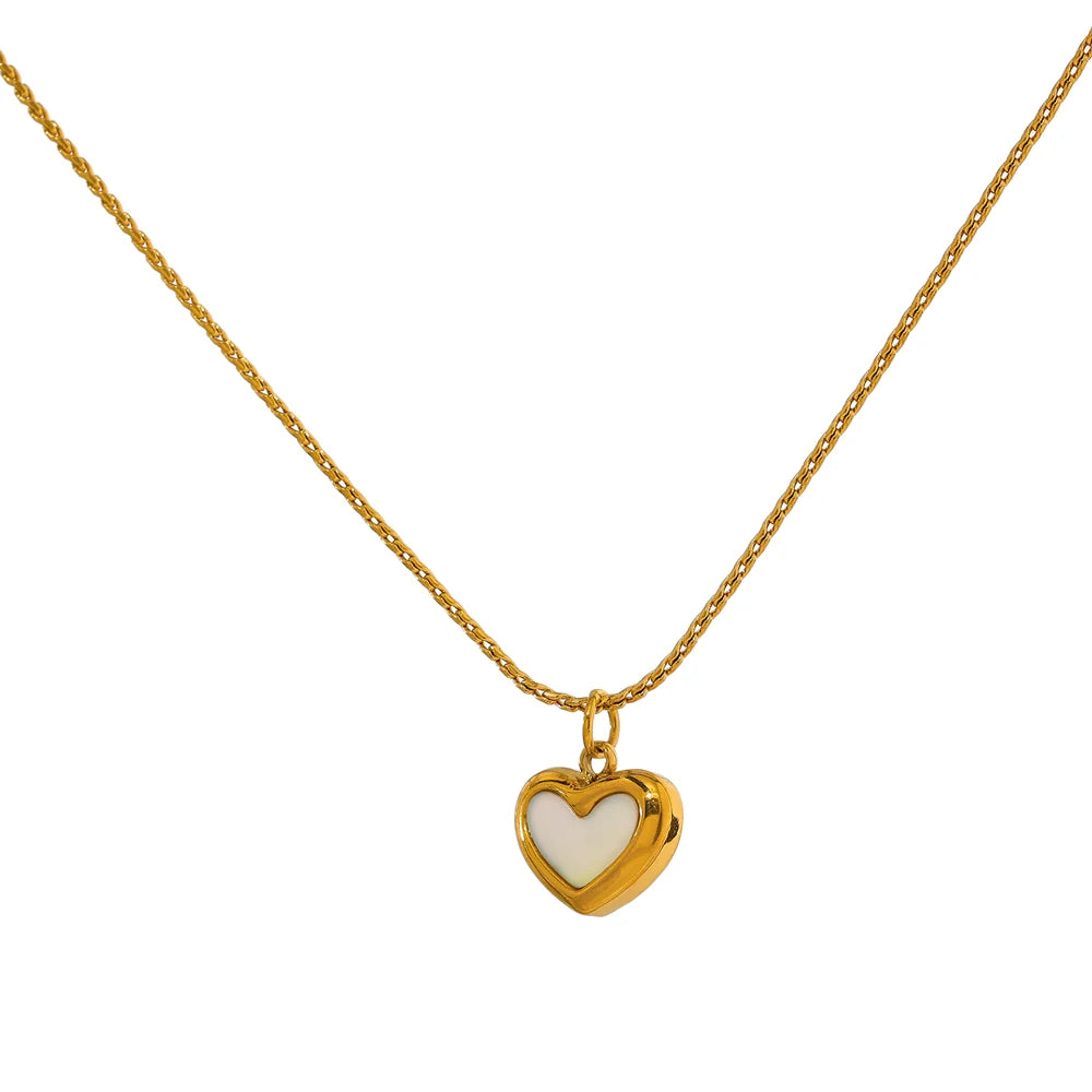 Colar Pingente Coração Branco Banhado em Ouro 18K