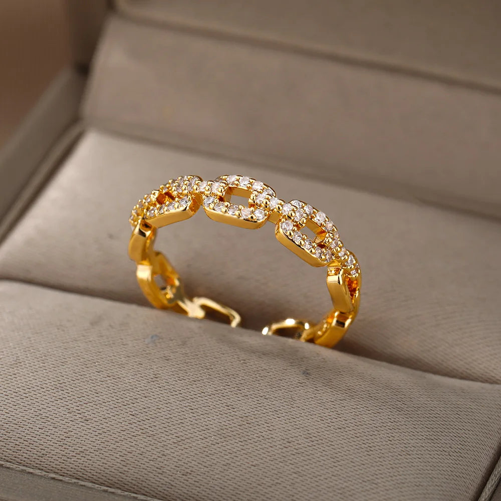 Anel Elo Zircônias Banhado em Ouro 18K
