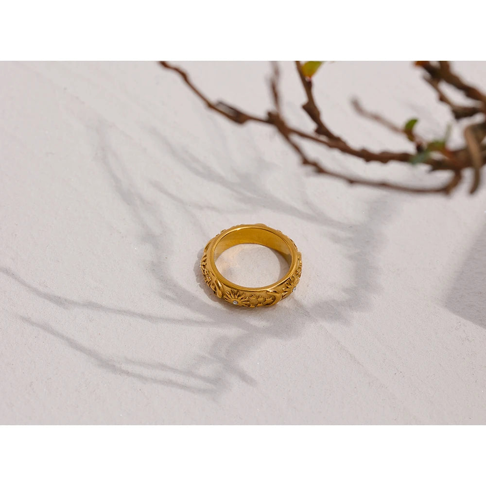 Anel Sol e Lua Banhado em Ouro 18K