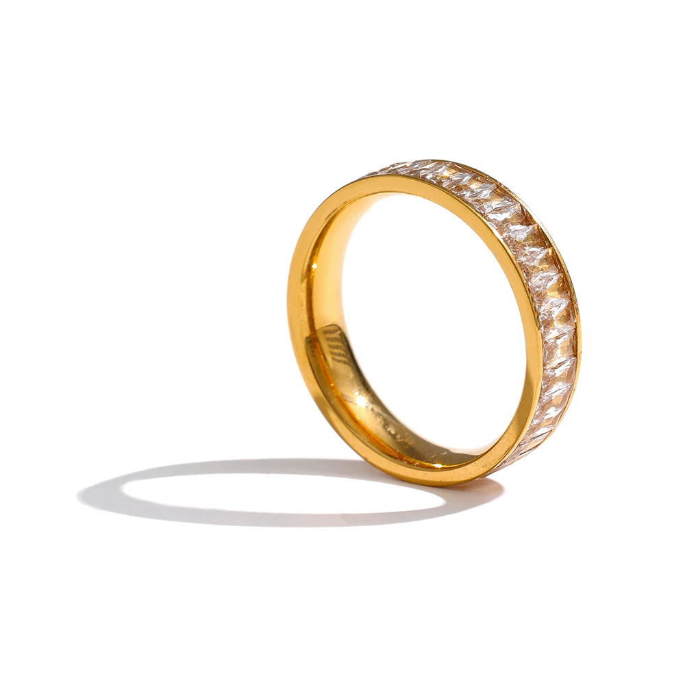 Anel Aliança Zircônias Banhado em Ouro 18K