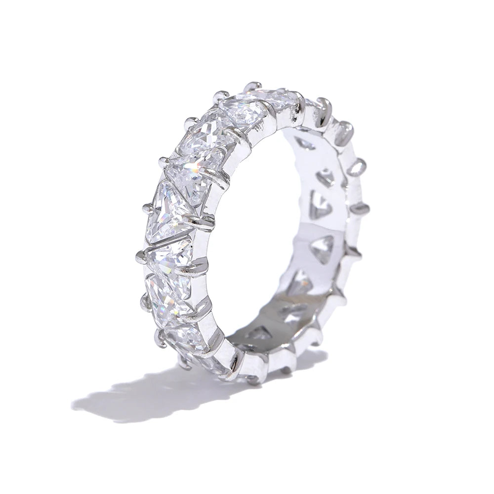 Anel Lux Zircônias Banhado em Ouro 18K