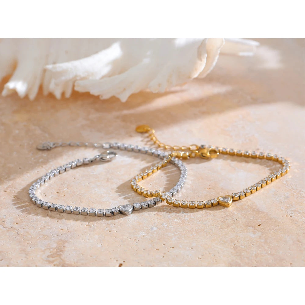 Pulseira Cubic Zirconia Heart Banhado em Ouro 18K