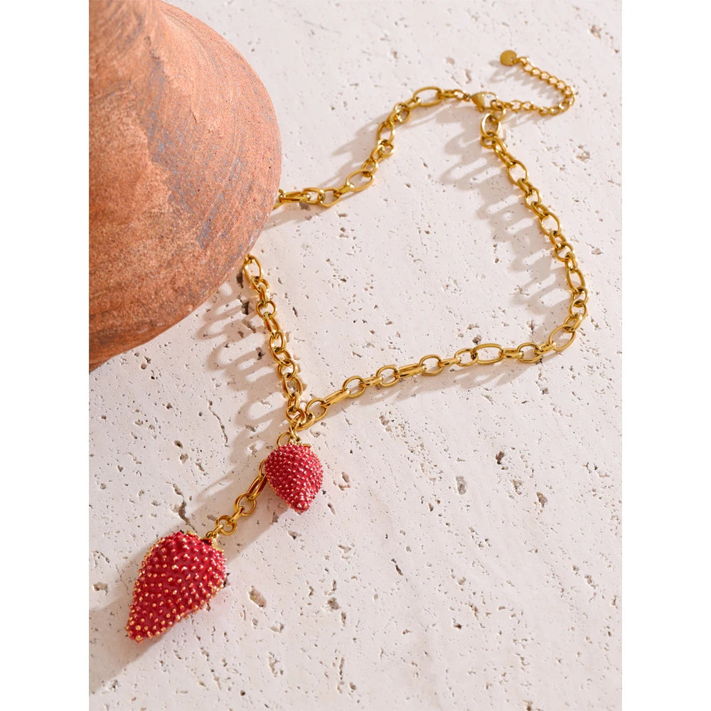 Colar Morangos Banhado em Ouro 18K