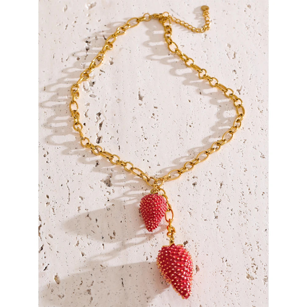 Colar Morangos Banhado em Ouro 18K