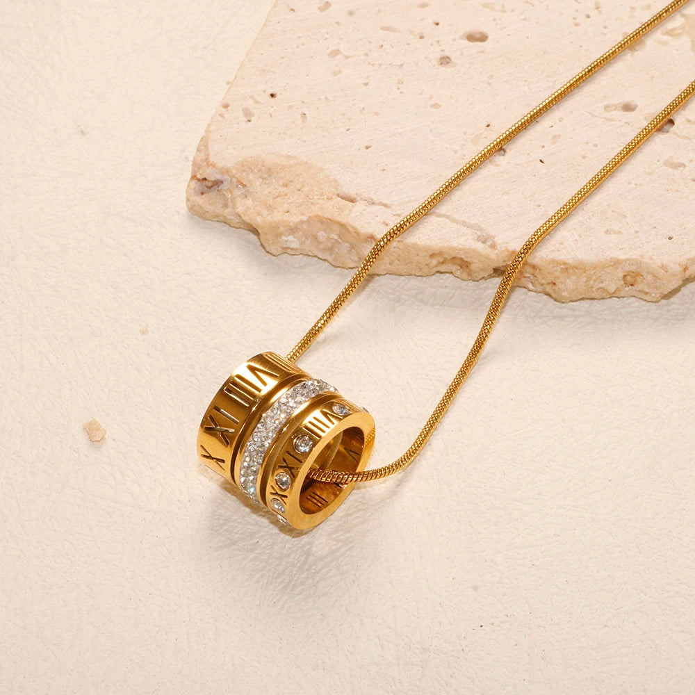 Colar Aro Triplo Algarismo Romano Banhado em Ouro 18K