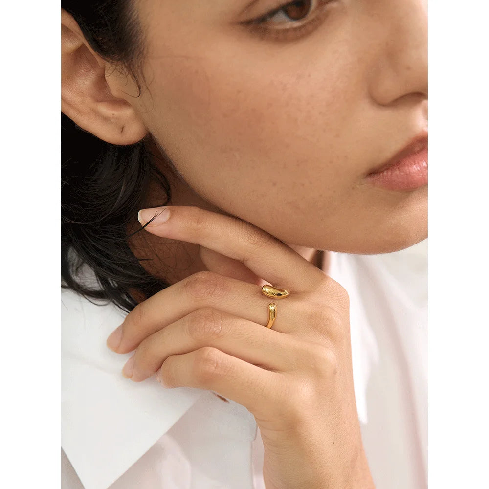 Anel Minimalista Regulável Banhado em Ouro 18K