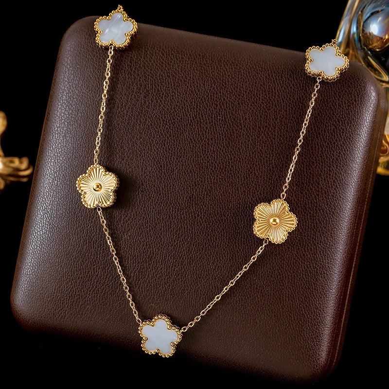 Conjunto Flor Banhado em Ouro 18K