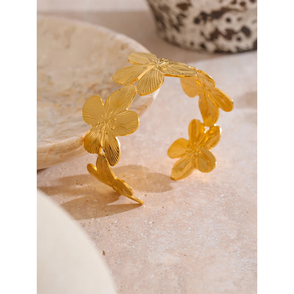 Bracelete Floral Banhado em Ouro 18K