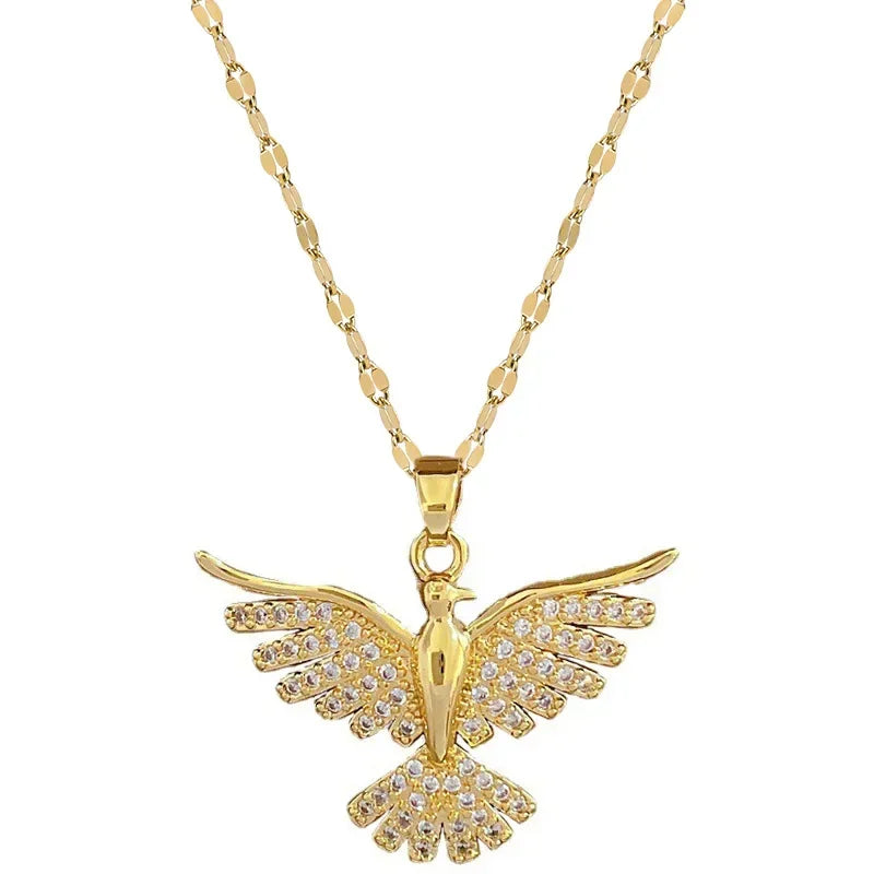 Colar Pássaro Banhado em Ouro 18K