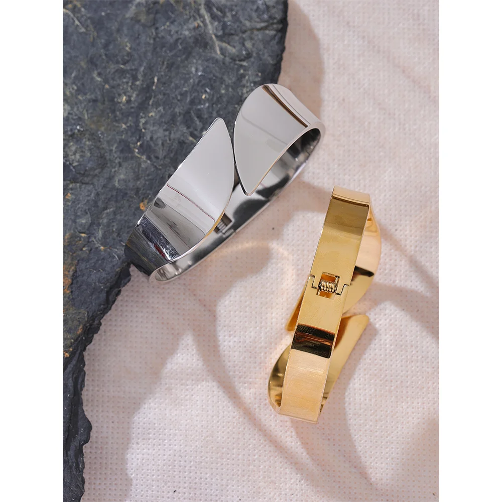 Bracelete Folha Banhado em Ouro 18K