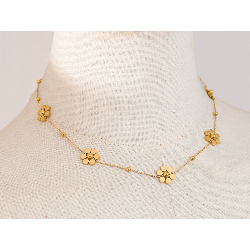 Colar Flower Banhado em Ouro 18K