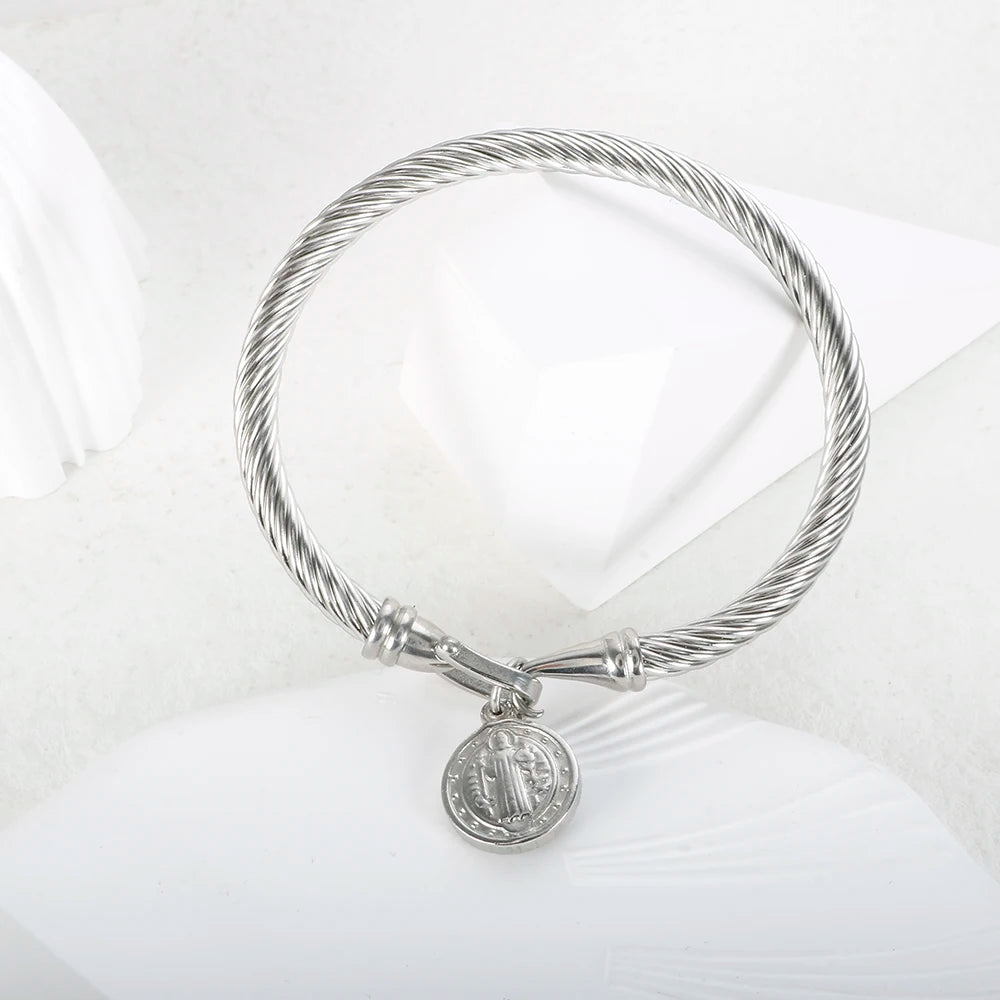 Bracelete São Bento Banhado em Ouro 18K