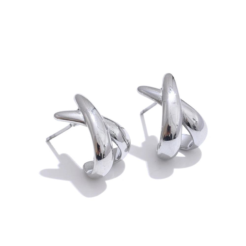Brinco X Banhado em Ouro 18K