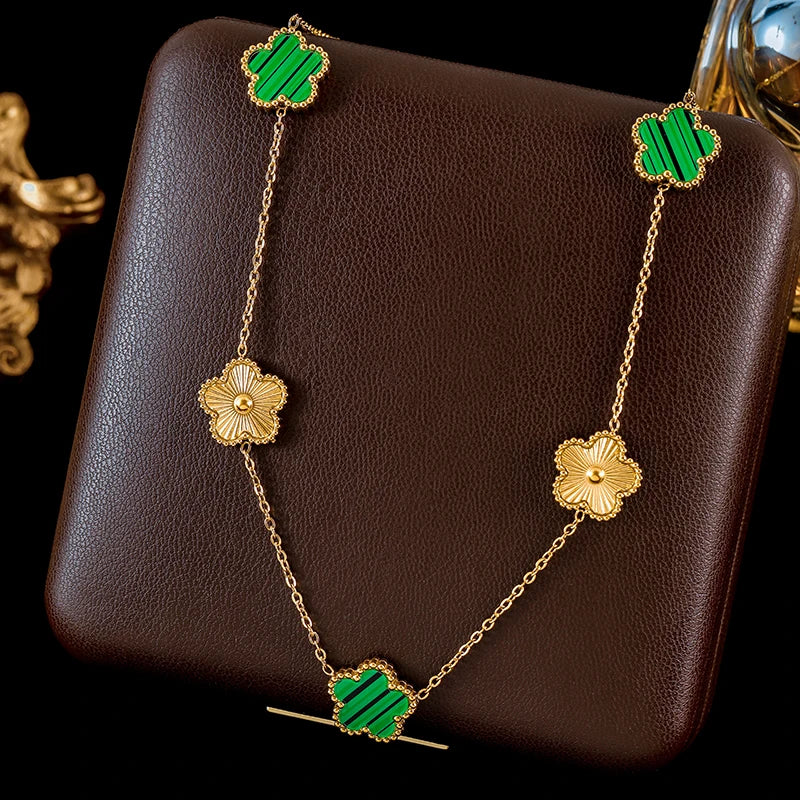 Conjunto Flor Banhado em Ouro 18K