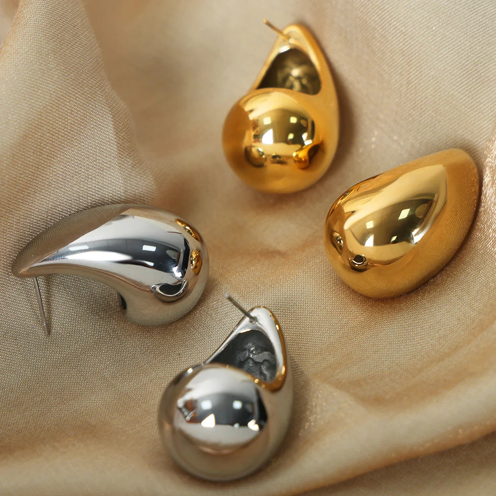 Brinco Gota Banhado em Ouro 18K