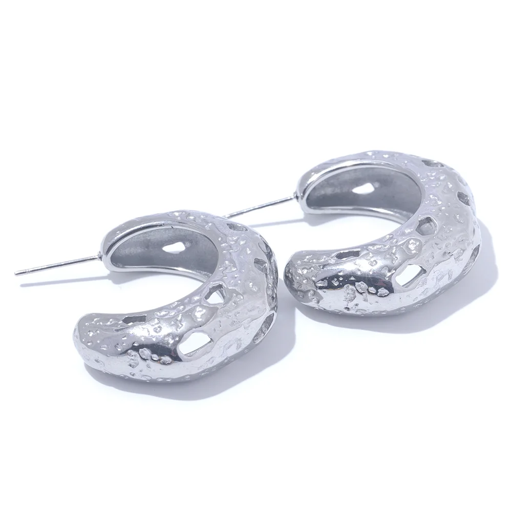 Brinco Argola Martelado Banhado em Ouro 18K