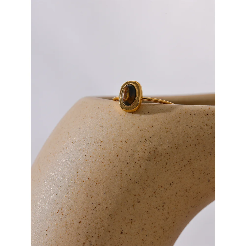 Anel Pedra Marrom Banhado em Ouro 18K