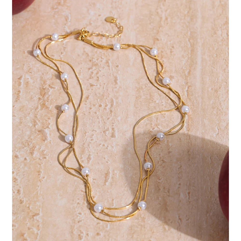 Colar Trio com Pérolas Banhado em Ouro 18K