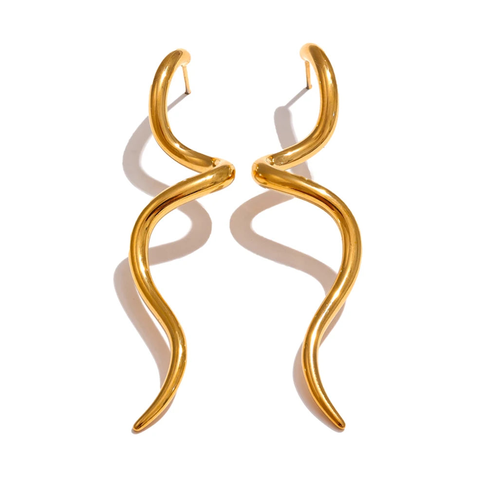 Brinco Aspiral Banhado em Ouro 18K