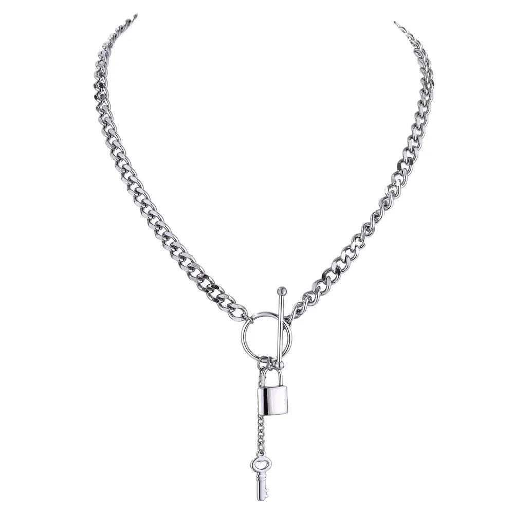 Colar Cadeado Banhado em Ouro 18K