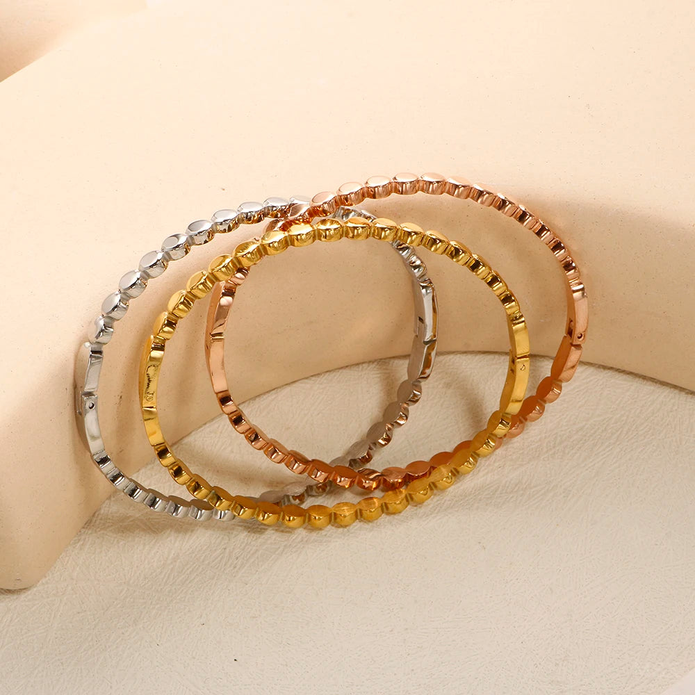 Bracelete Essência Minimalista Banhado em Ouro 18K