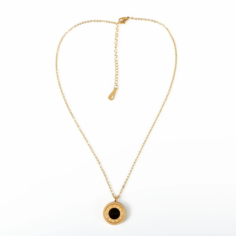 Colar Duplo Cobra Algarismo Romano Banhado em Ouro 18K