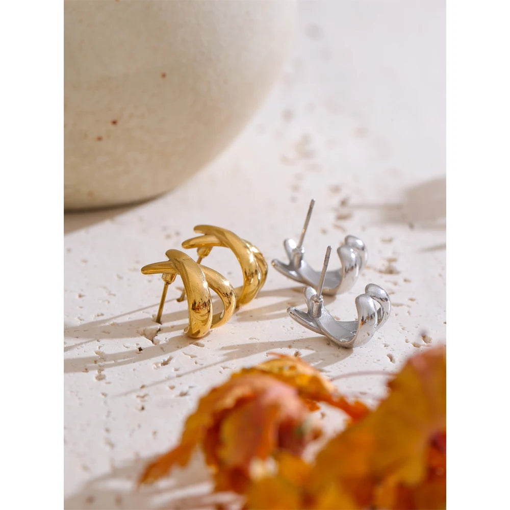 Brinco X Banhado em Ouro 18K