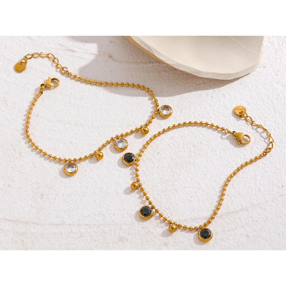 Colar Delicado Esferas Banhado em Ouro 18K