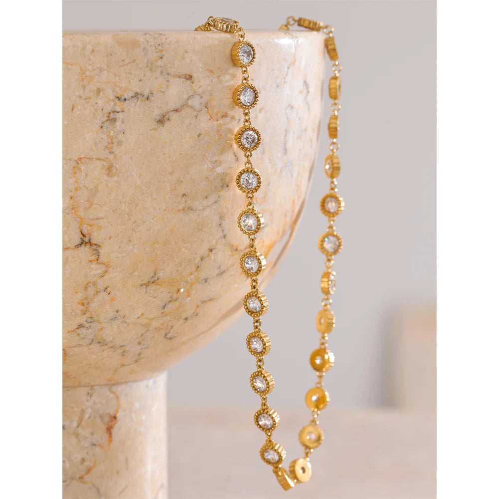 Colar Esfera de Luz Banhado em Ouro 18K