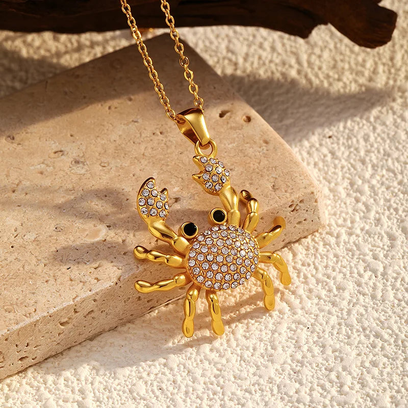Colar Caranguejo Banhado em Ouro 18K